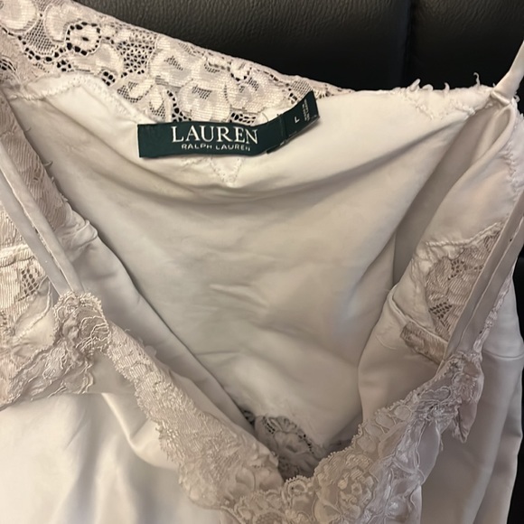 sleeping time silk tank top - Picture 2 of 2